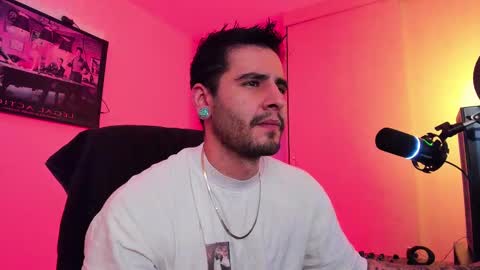  -         online show from February 26, 2025, 10:42 pm