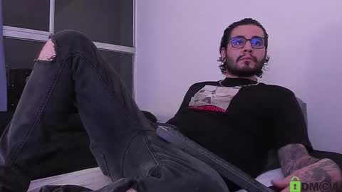  -         online show from October 30, 2025, 3:52 am