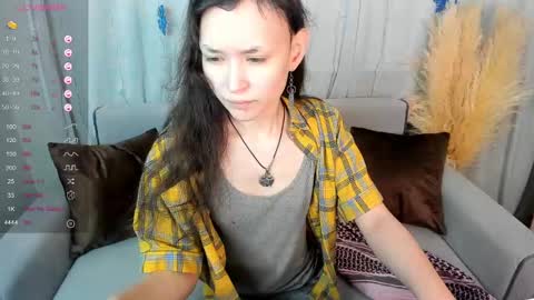 _emily__strike_ online show from December 28, 2024, 9:52 am