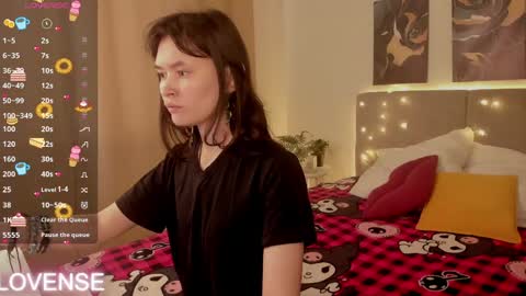 _emily__strike_ online show from April 20, 2026, 1:30 am