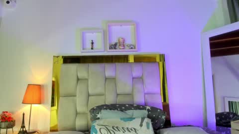 Isabella online show from January 14, 2025, 12:03 pm