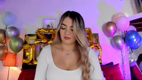 Isabella online show from September 16, 2025, 12:06 pm