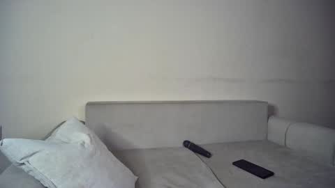 Emma Sugar online show from March 3, 2026, 10:59 pm