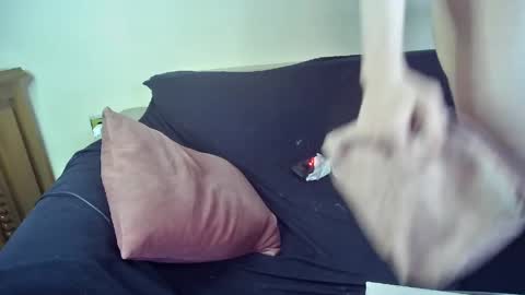 Emma Sugar online show from May 10, 2026, 1:49 pm
