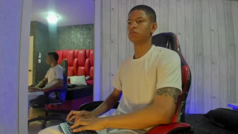 _erick_j online show from March 29, 2026, 8:09 pm