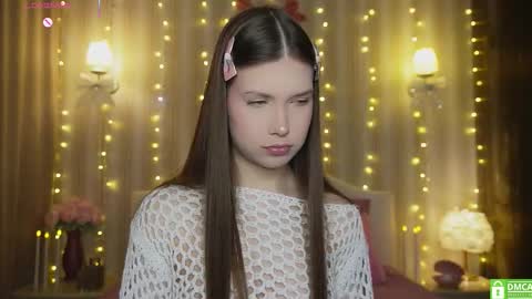 Snapshot of _eva_lee chatting on December 14, 2025, 7:29 pm Alice online show from December 14, 2025, 7:29 pm