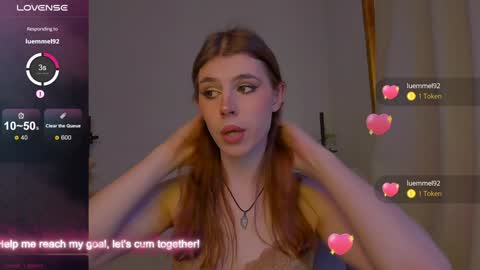 Snapshot of _eva_pleasure_ chatting on December 4, 2024, 6:22 am Eva online show from December 4, 2024, 6:22 am