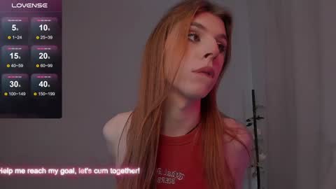Snapshot of _eva_pleasure_ chatting on December 9, 2024, 7:06 am Eva online show from December 9, 2024, 7:06 am