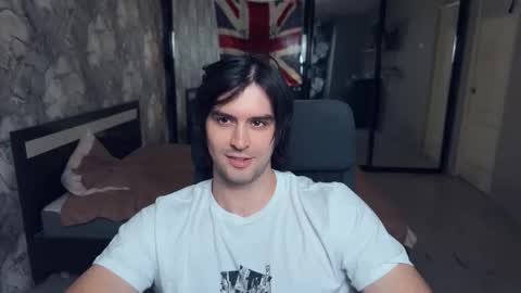 Keanu online show from November 7, 2025, 12:49 pm