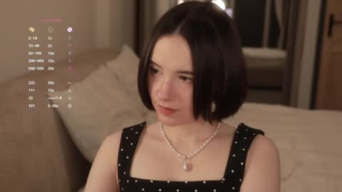 Essie  online show from April 1, 2026, 6:27 pm