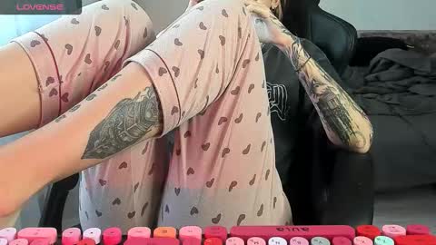 Alis online show from October 13, 2025, 8:03 am