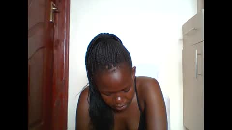 Snapshot of _finebaby69xx_ chatting on February 6, 2026, 6:07 am Marlin online show from February 6, 2026, 6:07 am