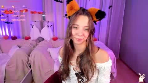 Goldy Grace online show from October 24, 2025, 4:58 pm