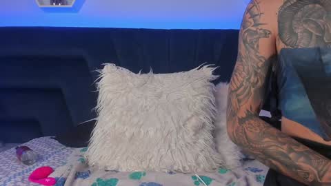 Gia Rose online show from February 7, 2025, 1:36 am