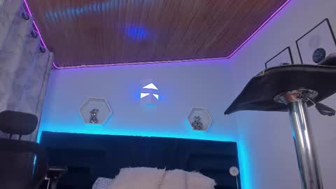 Gia Rose online show from February 12, 2025, 9:33 pm