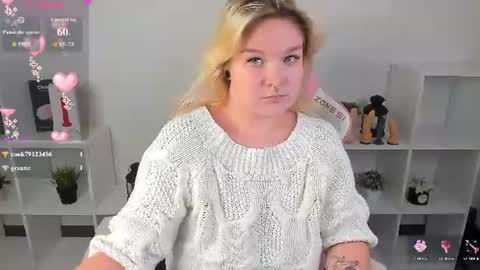 Snapshot of _ginger_snap chatting on August 4, 2026, 9:56 am _ginger_snap online show from August 4, 2026, 9:56 am