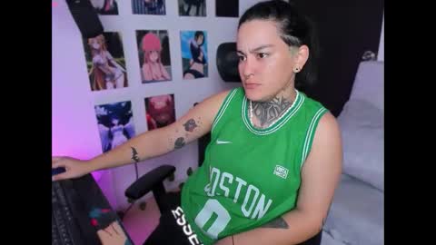 LEEP  online show from November 24, 2025, 11:04 pm