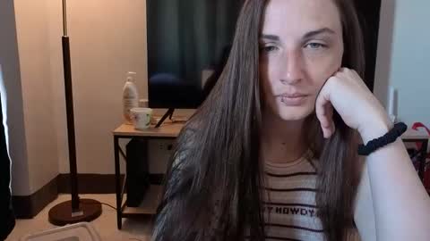 Snapshot of _goddessaurora chatting on April 6, 2026, 7:53 am Goddess Aurora online show from April 6, 2026, 7:53 am