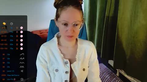 Snapshot of _goldilocks__ chatting on September 15, 2025, 6:35 am _goldilocks__ online show from September 15, 2025, 6:35 am