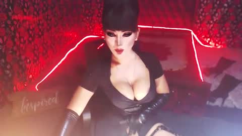 Snapshot of _hailyourqueenx chatting on January 11, 2025, 6:33 pm GoDDess  Chloe online show from January 11, 2025, 6:33 pm