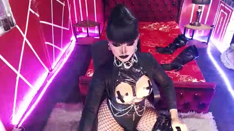 Snapshot of _hailyourqueenx chatting on October 9, 2025, 11:03 pm GoDDess  Chloe online show from October 9, 2025, 11:03 pm