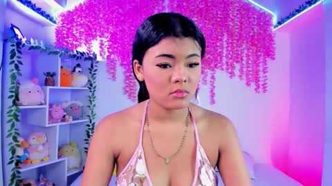 Hanna Botero online show from March 26, 2026, 6:57 pm