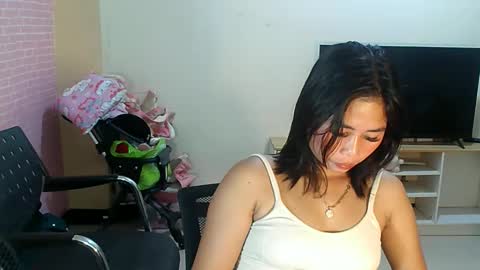 _hazumi online show from November 5, 2025, 7:30 am