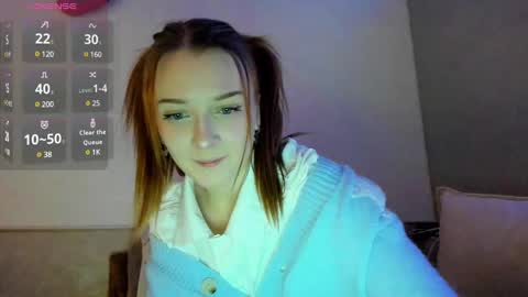_hey_scarlett_ online show from December 20, 2024, 2:27 pm
