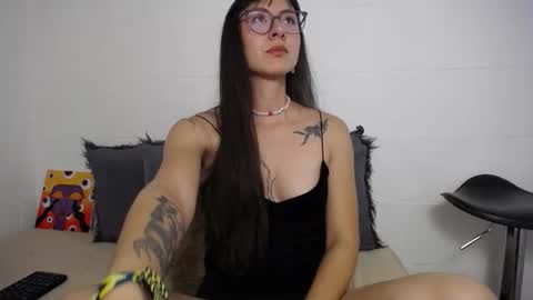 _ir1s_ online show from November 17, 2025, 10:59 pm