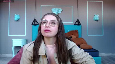 Isa online show from September 17, 2025, 12:07 pm