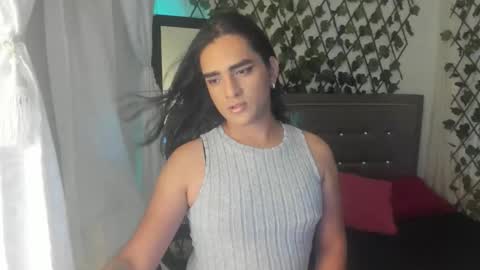 Ivone online show from September 15, 2025, 7:14 pm