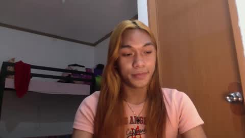 Snapshot of _iwantyourx chatting on October 20, 2025, 10:10 pm KIA online show from October 20, 2025, 10:10 pm