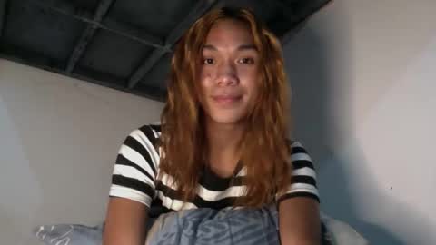 Snapshot of _iwantyourx chatting on November 24, 2025, 8:30 pm KIA online show from November 24, 2025, 8:30 pm