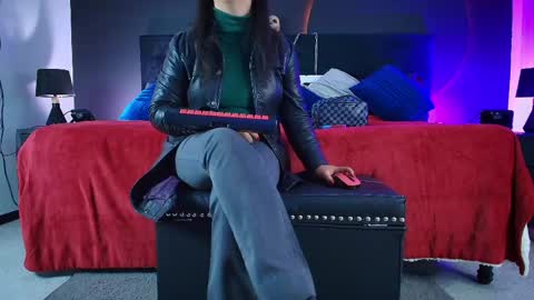 Miss Jade online show from April 21, 2026, 11:38 am