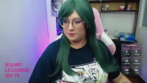 _jadee_p_ online show from October 18, 2025, 4:04 am