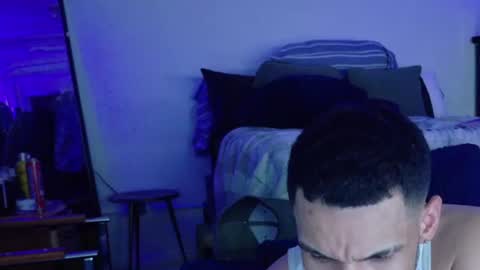 _jjaxxx online show from July 27, 2026, 9:27 am