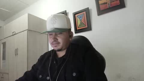 Snapshot of _jordanxxiii chatting on September 22, 2025, 2:35 am jordan online show from September 22, 2025, 2:35 am