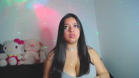 Snapshot of _juli17_ chatting on February 22, 2026, 8:40 pm _juli17_ online show from February 22, 2026, 8:40 pm