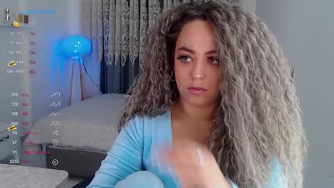 _just_a_queen_3 online show from November 12, 2025, 8:26 am