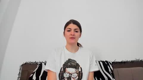 _just_a_simple_girl online show from February 23, 2025, 12:05 pm