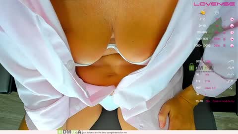 Snapshot of _justcallme_ chatting on June 8, 2026, 12:49 pm _justcallme_ online show from June 8, 2026, 12:49 pm