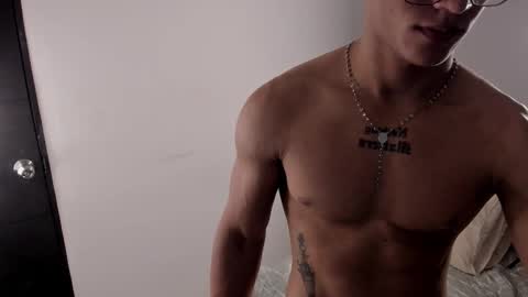 Snapshot of _justin_andrew1 chatting on February 22, 2026, 1:18 am justin online show from February 22, 2026, 1:18 am