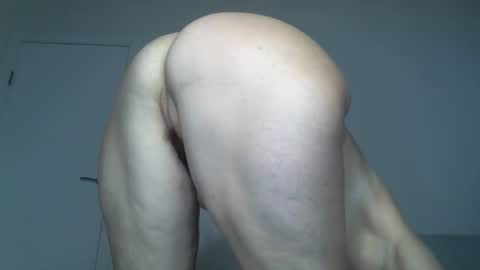 KAPELKA   online show from October 8, 2025, 3:04 am