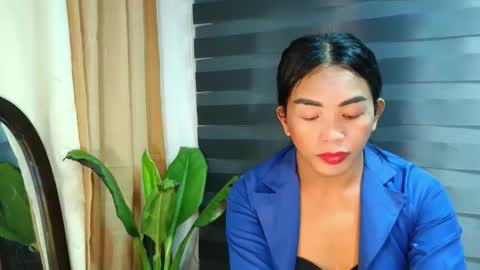 _karie_ online show from February 3, 2026, 9:47 am