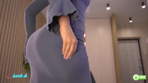 Kate online show from September 22, 2025, 3:14 pm