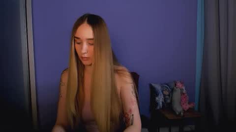 Snapshot of _kellykitten_ chatting on November 22, 2025, 10:47 am _kellykitten_ online show from November 22, 2025, 10:47 am