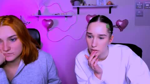 _kellykitten_ online show from February 11, 2026, 9:47 am