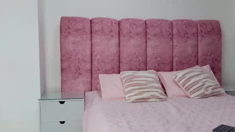 Kendall online show from January 10, 2026, 11:56 am