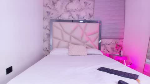Snapshot of _kendall_07 chatting on May 13, 2026, 3:04 am Kendall online show from May 13, 2026, 3:04 am