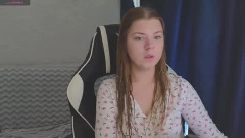 Molly   Emily online show from September 24, 2025, 9:56 am